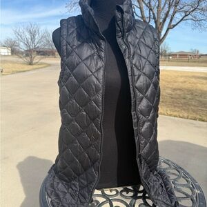Athleta Black Quilted Women's Vest